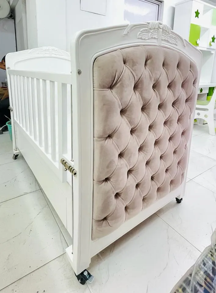 Royal Tufted White Cot - View 4