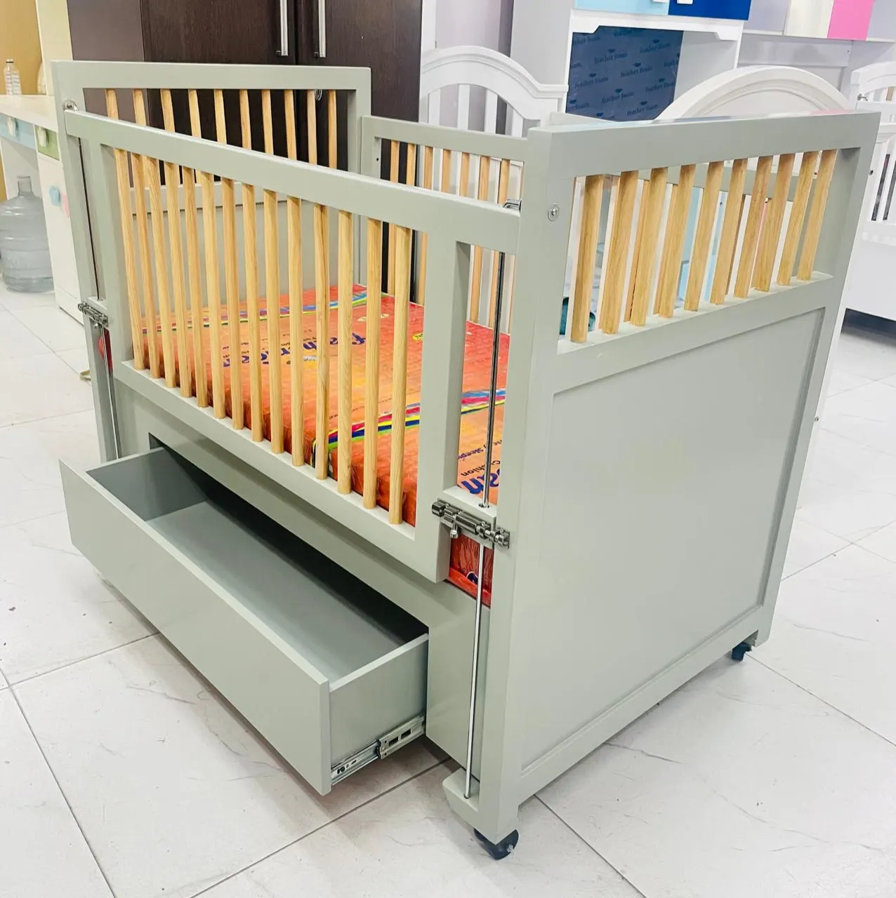 Sage Green Haven Cot - View 3
