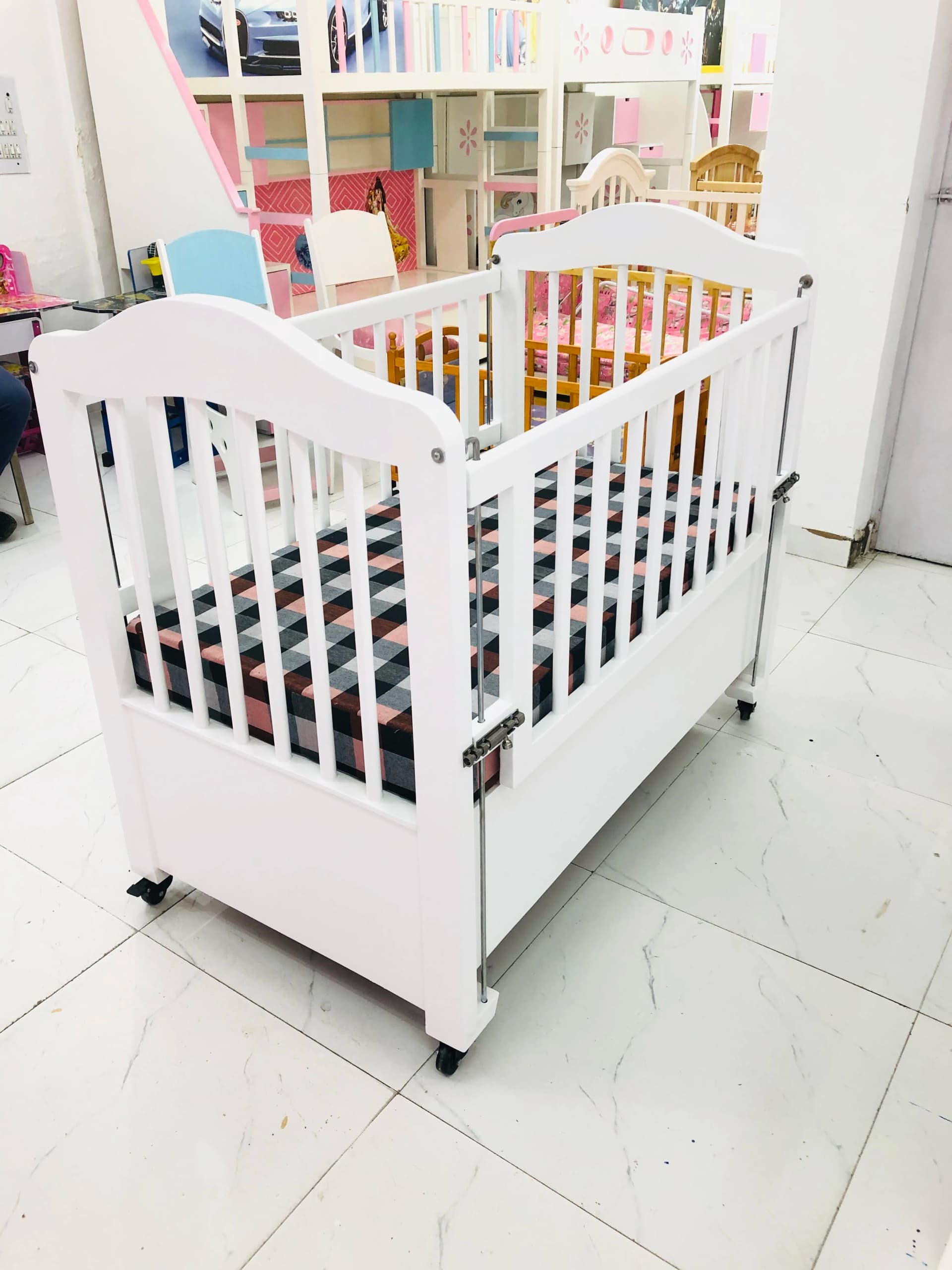Willow Crest Cot - View 2