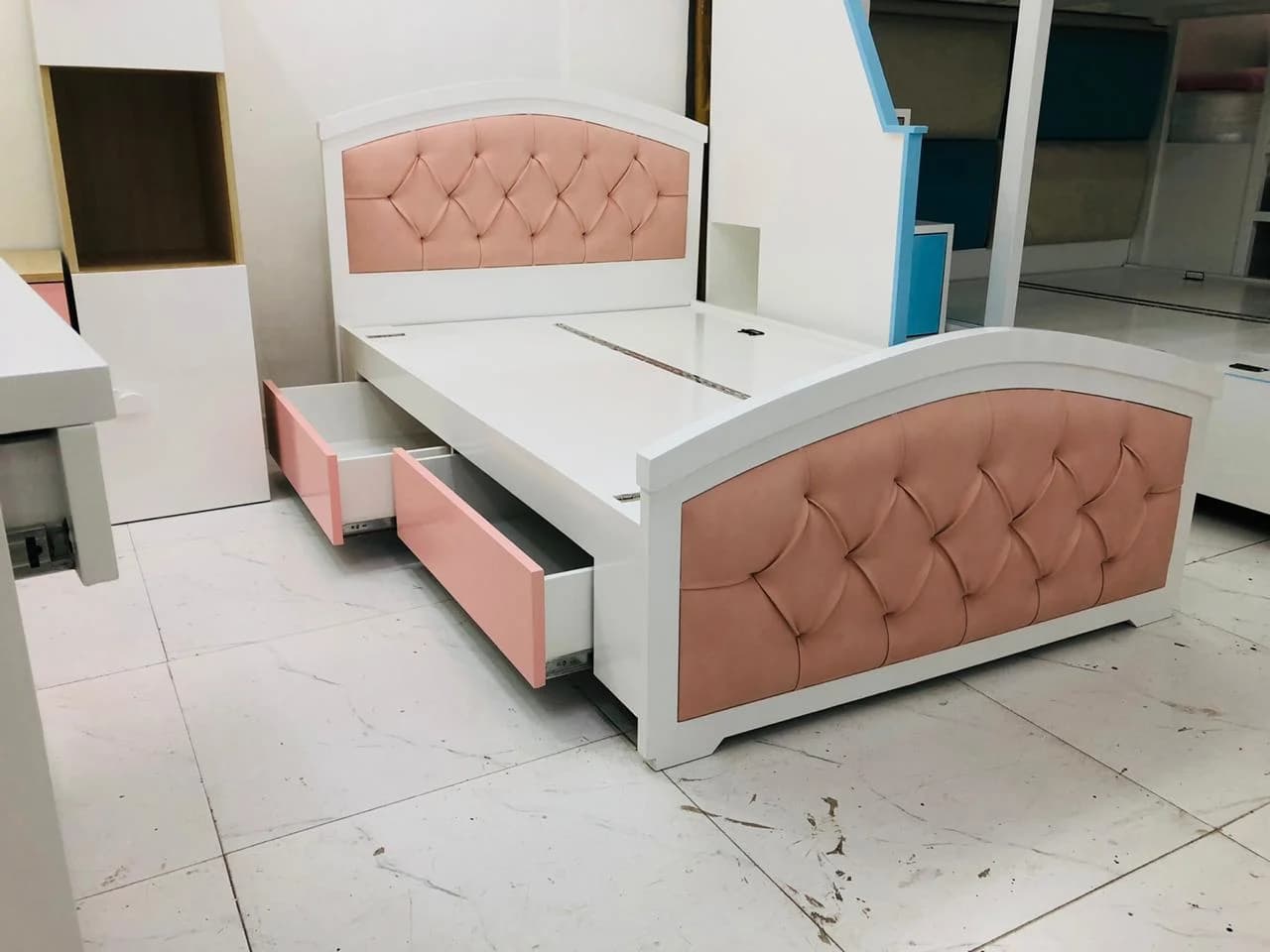 Roselle Tufted Double Bed - View 2
