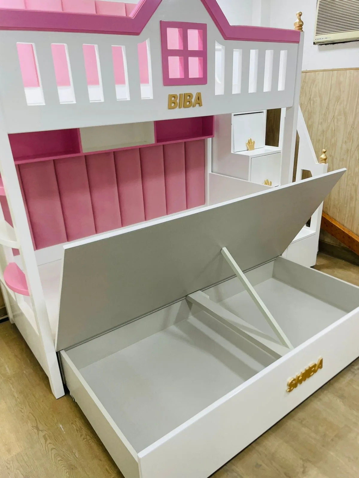 Castle Dreamhouse Bunk Bed - View 3