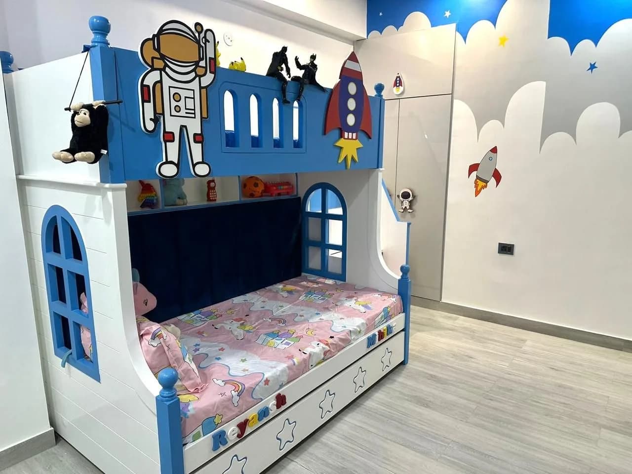 Space Adventure Bunk Bed - View 2