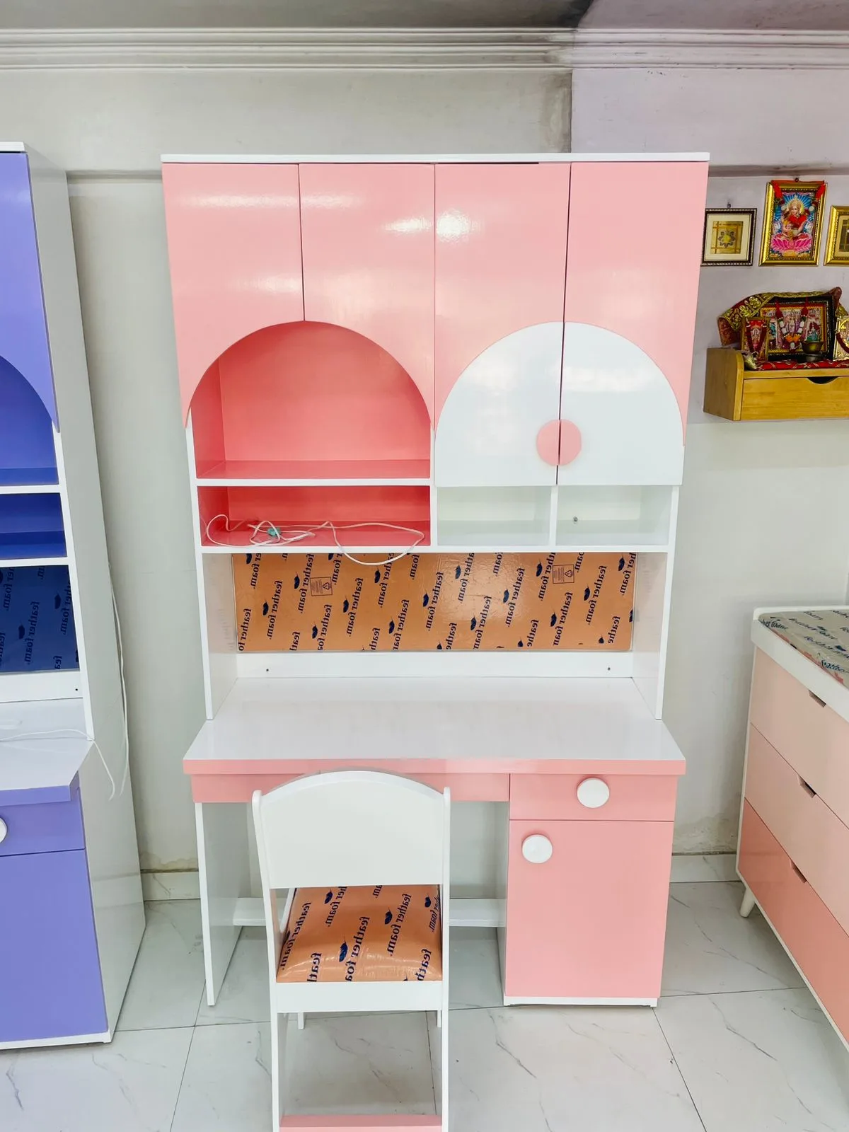 Pastel Arch Study Table - View 3