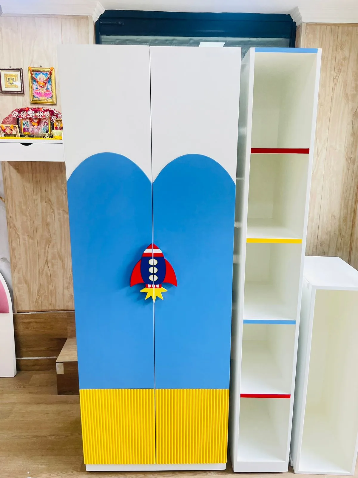 Space Explorer Kids Wardrobe - View 2